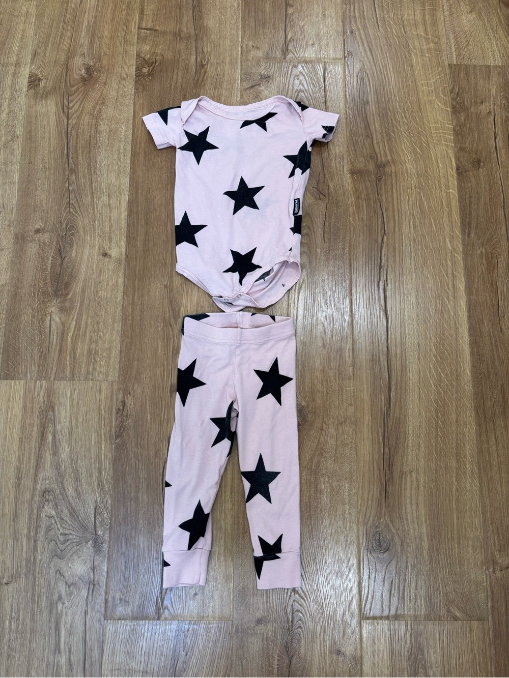 Nununu Star Print Short Sleeve Onesie Leggings Set